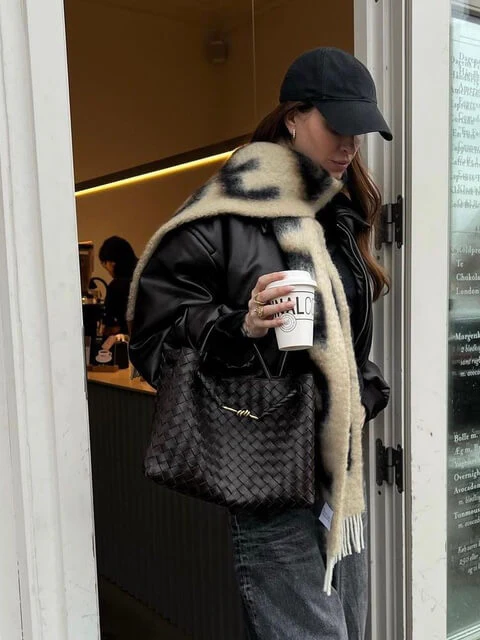 Carlee | Geflochtene Mini-Tasche mit Eleganten Akzent - Image 3