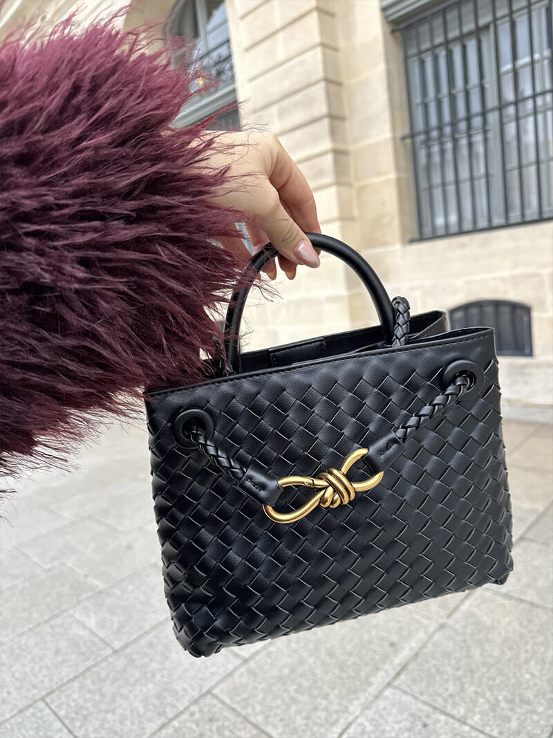 Carlee | Geflochtene Mini-Tasche mit Eleganten Akzent - Image 4