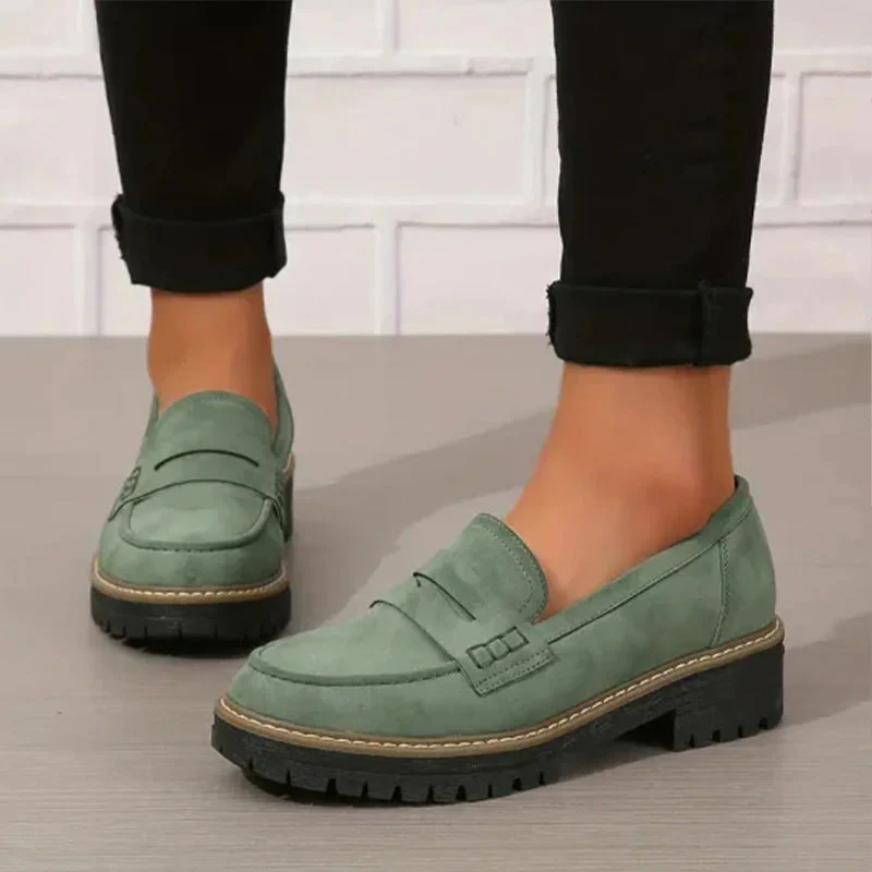 Fleur™ | Zeitlose Wildleder Slipper - Image 4