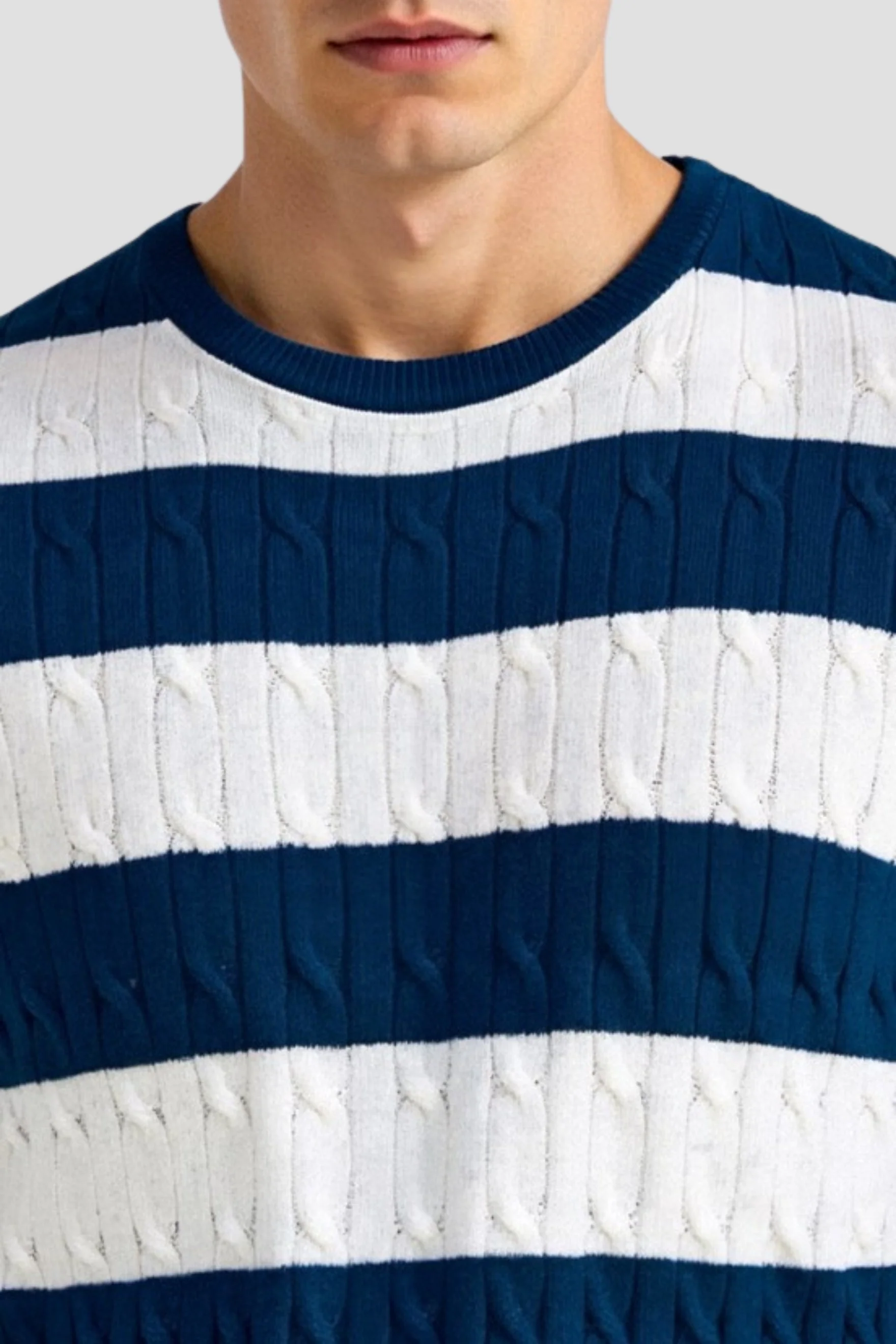Gestreifter Herrenpullover mit kurzen Ärmeln – Stilvoll &amp; Bequem - Image 5