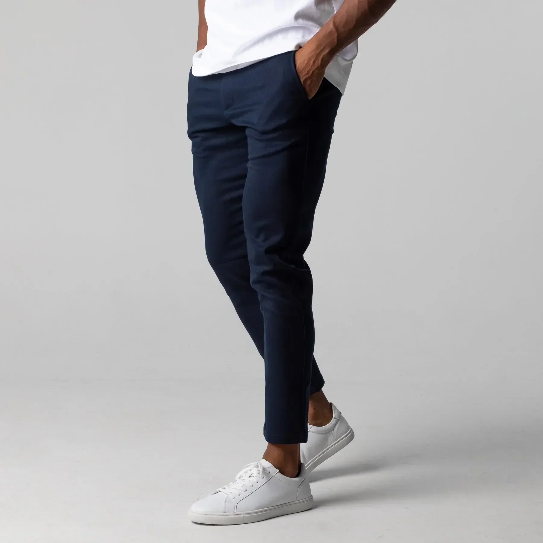 Aktive Chinos - Image 9