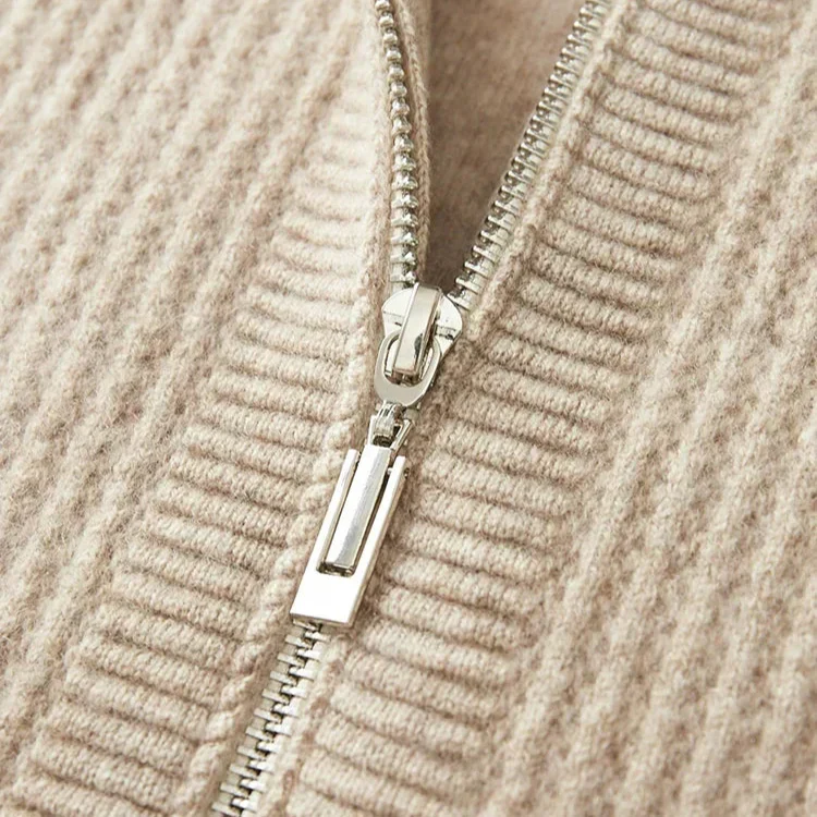 Karl - Hoodie aus luxuriösem Kaschmir - Image 4