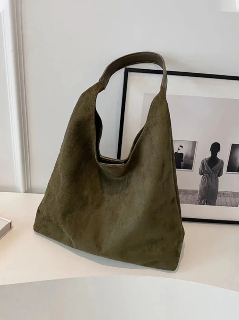 Olga | Minimalistische Schultertasche aus Wildleder - Image 18