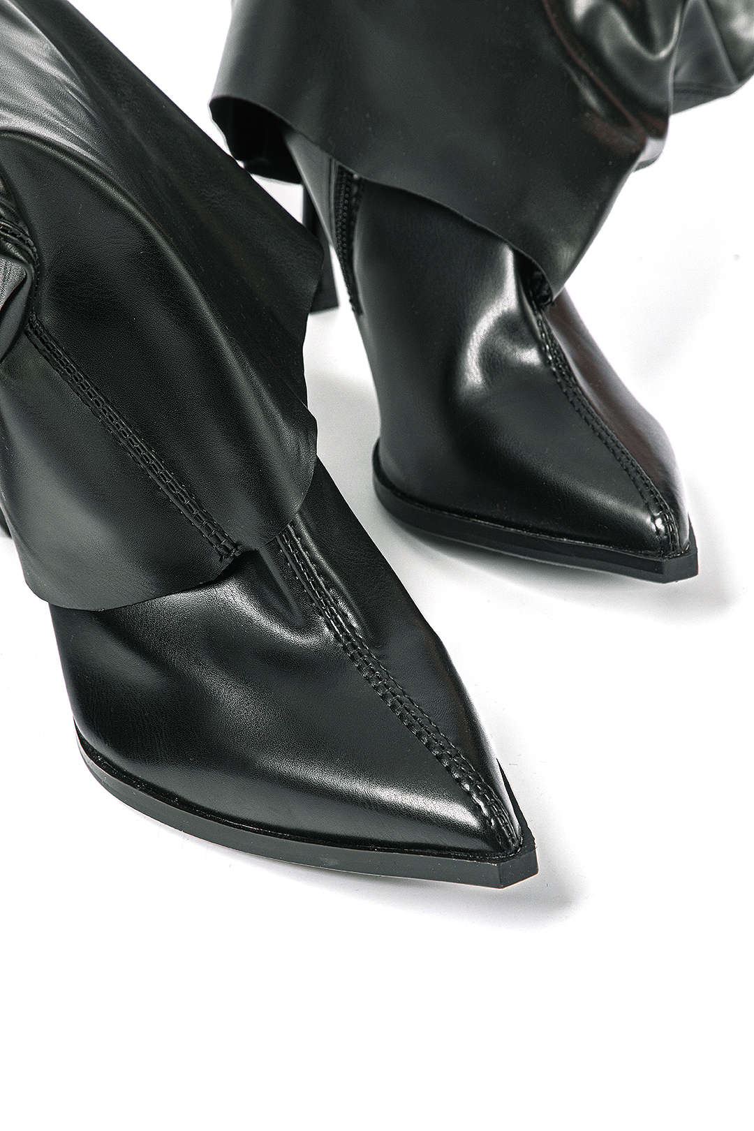 Olivia | Schwarze Designerstiefel mit einzigartigem Oversized-Look - Image 4