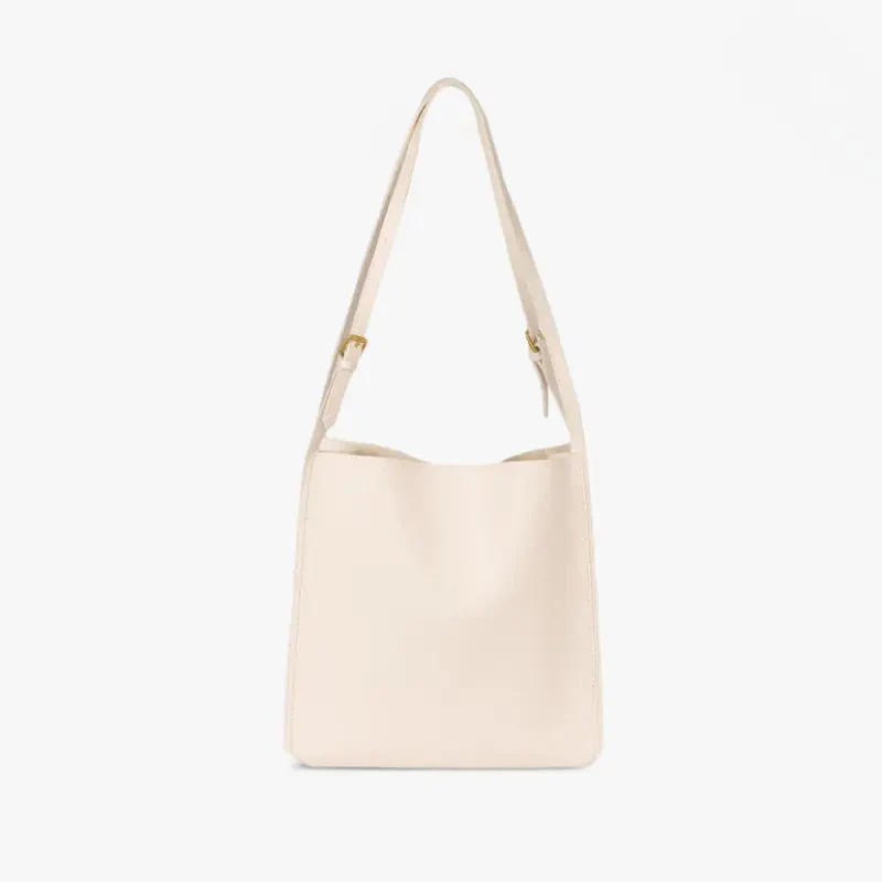 Roos | Boxy Leder Schultertasche mit klaren Linien und schmalem Band - Image 12